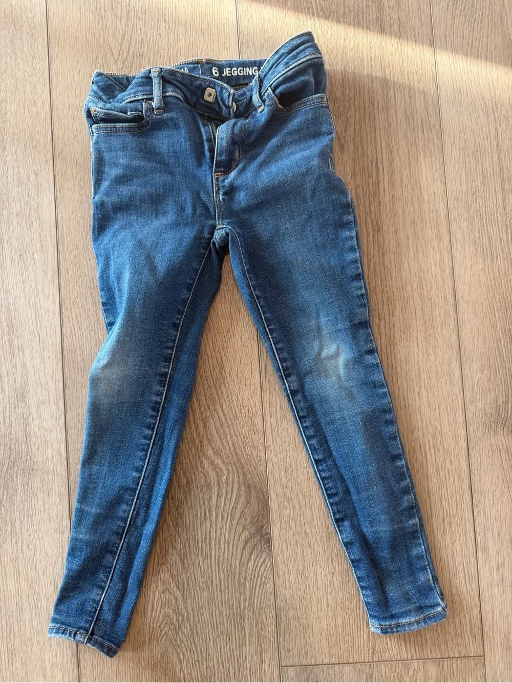 GAP KIDS Medium Blue Stretch Jeggings - Slim Fit